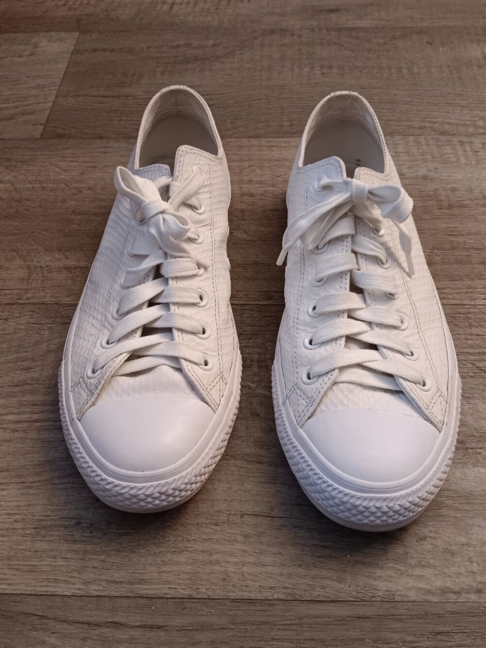 Converse CTAS OX Chuck Taylor All Star Leather Sneakers Men’s Sz 11